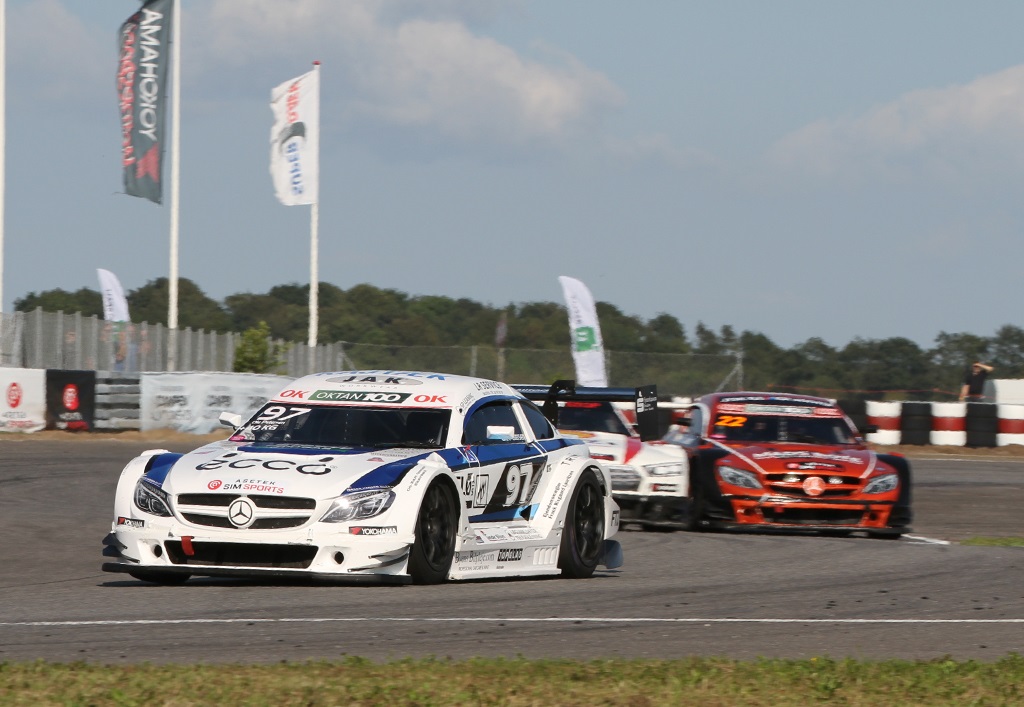 Ole Petersen har føringen i Super GT mesterskabet.
(Foto: Motorsporten.dk)
